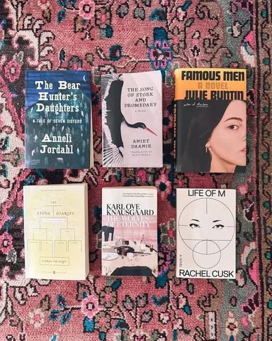 fictionmatters Instagram post about Monthly reading wrap up