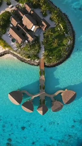 find.a.palmtree Instagram post about JW Marriott Maldives resort stay