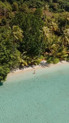 find.a.palmtree Instagram post about Koh Chang travel