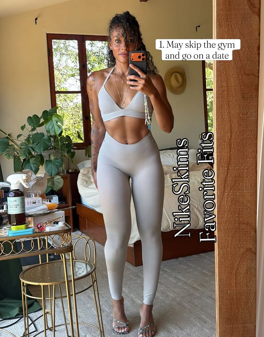 fitgurlmel Instagram post about Activewear styling