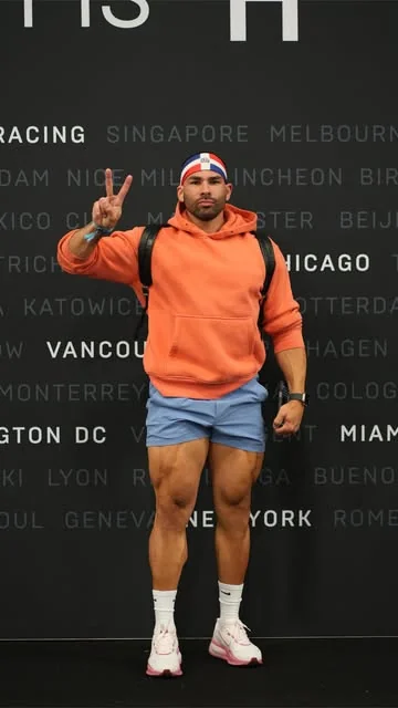 fit.latino Instagram post about HYROX event experience