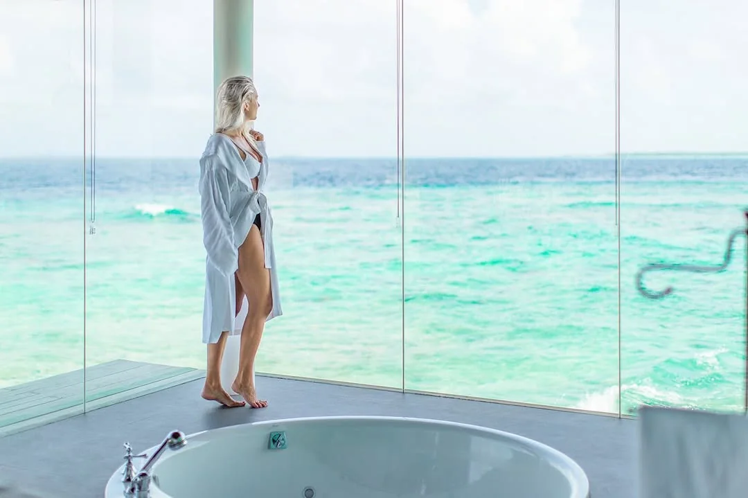 fitnessontoast Instagram post about Maldives resort stay
