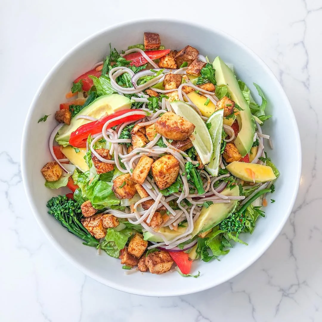 fitnessontoast Instagram post about Tofu soba noodle salad