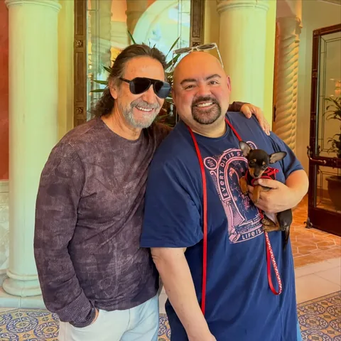 fluffyguy Instagram post about Live comedy performance