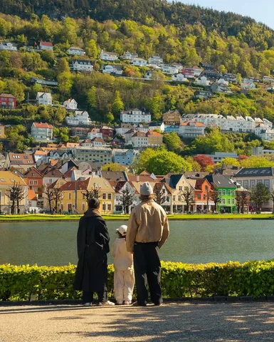 fredrikrisvik Instagram post about Family travel in Bergen