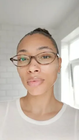 freshlengths Instagram post about Eye care routine