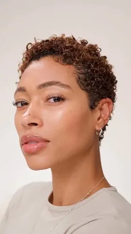 freshlengths Instagram post about Hair growth progress