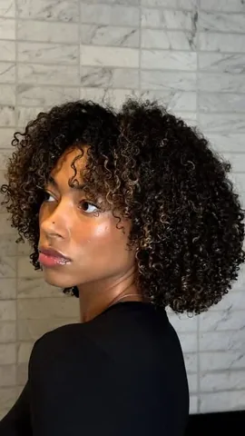 freshlengths Instagram post about Hair product review