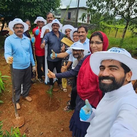 frjosephvettikuzhichalil Instagram post about Independence Day community service