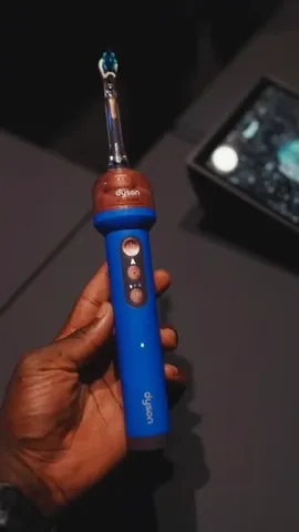 gadgetsboy Instagram post about Dyson product innovations