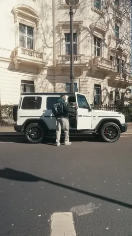 gadgetsboy Instagram post about Lifestyle and luxury vehicle