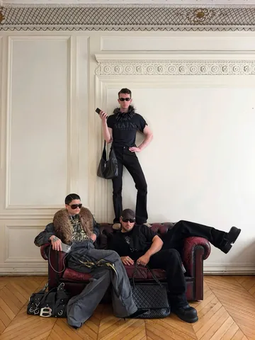 gallucks Instagram post about Group portrait