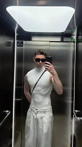 gallucks Instagram post about Fashion top