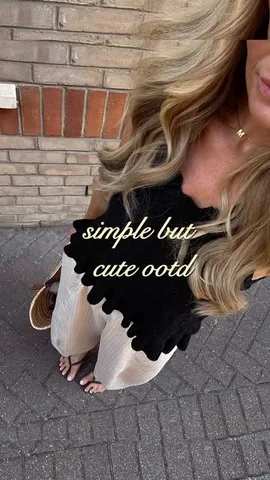 georgina_patient Instagram post about Summer holiday fashion