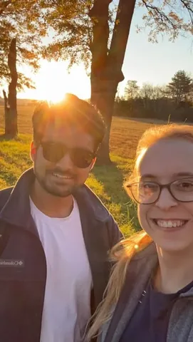 girlknowstech Instagram post about Fall hiking day trip