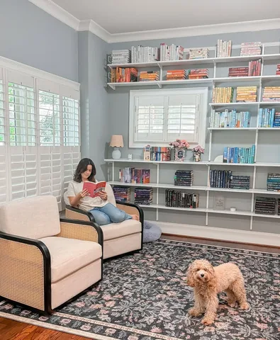 gissellereads Instagram post about Home library update