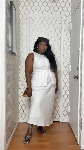 glamazondiaries Instagram post about Mom on duty fashion