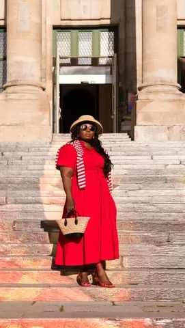 glamazondiaries Instagram post about Postpartum wardrobe