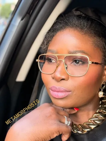 glamazondiaries Instagram post about Postpartum motherhood