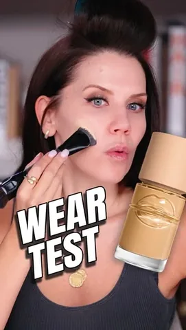 glamlifeguru Instagram post about Foundation wear test