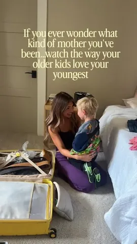 global_munchkins Instagram post about Sibling relationships