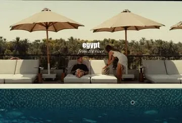 globe.birds Instagram post about Nile cruise in Egypt