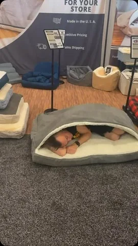gonetothesnowdogs Instagram post about Snoozer Cozy Cave promotion