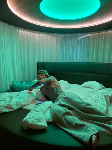 gonolivier Instagram post about Travel