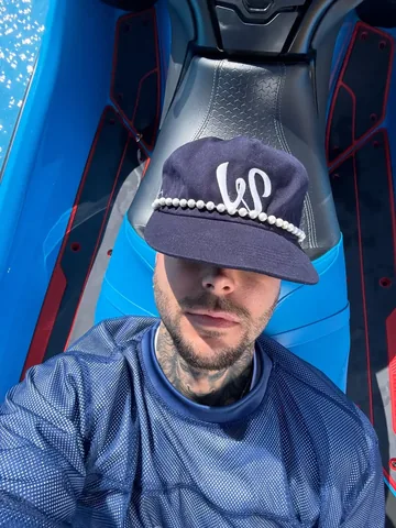 gonolivier Instagram post about Personal lifestyle