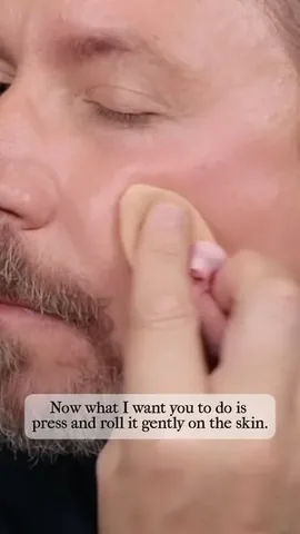 gossmakeupartist Instagram post about Makeup trend