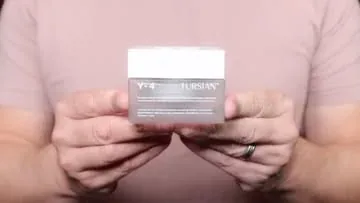 gossmakeupartist Instagram post about Summer makeup routine