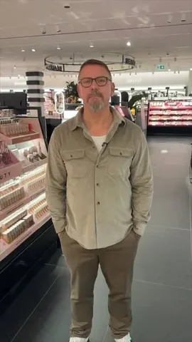 Wayne Goss - Makeup Artist Instagram post thumbnail