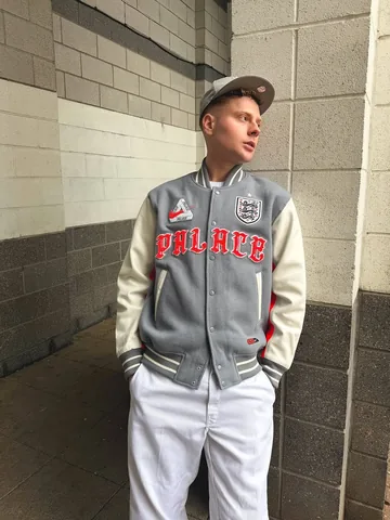 gullyguyleo Instagram post about Victory celebration
