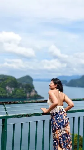 _gypsycouple Instagram post about Krabi travel and resort content