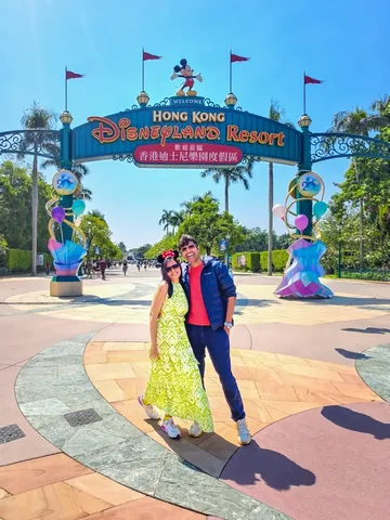 _gypsycouple Instagram post about Disneyland visit
