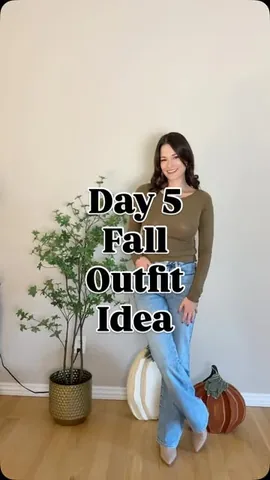 haileyfarrar1 Instagram post about Fall outfit styling