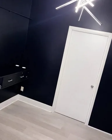 hairstylist_msdiva Instagram post about Professional suite rental