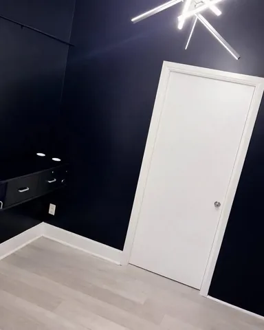 hairstylist_msdiva Instagram post about Professional suite rental