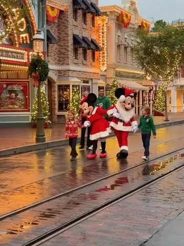 halston.blake Instagram post about Disney experience