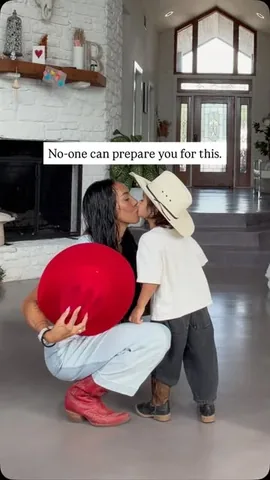 hannaheden_fitness Instagram post about Motherhood and childhood milestones