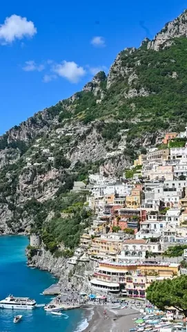 hannahlogan21 Instagram post about Positano travel