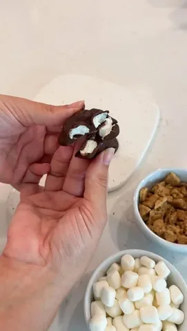 hannahmarieden Instagram post about S’mores clusters