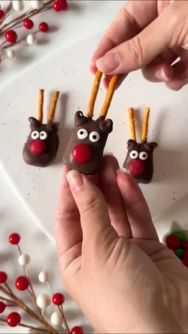 hannahmarieden Instagram post about Holiday treats