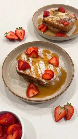 hannahmarieden Instagram post about Two ingredient French toast