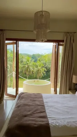hannahnkeran Instagram post about Bohol hotel or resort stay