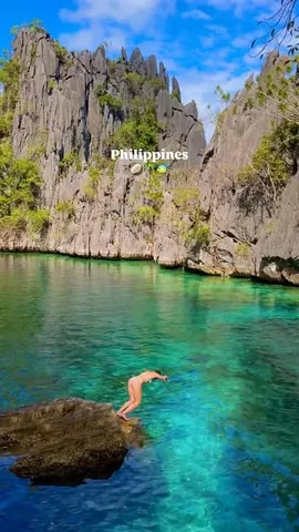 hannahnkeran Instagram post about Philippines travel