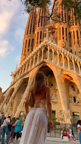hannahnkeran Instagram post about Barcelona travel