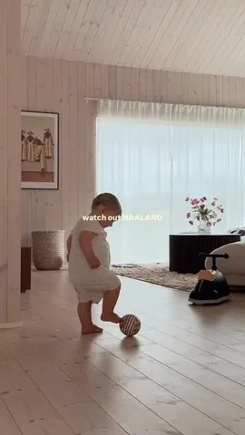 hannaoeberg Instagram post about Nordic sports humor