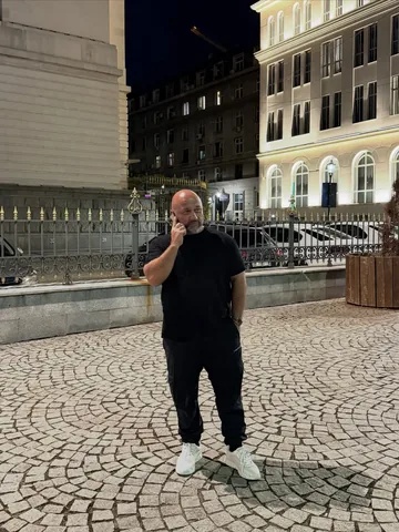 hanyrambod Instagram post about Romania travel