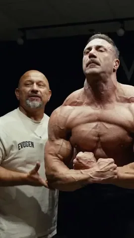 hanyrambod Instagram post about Shoulder workout
